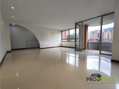 Apartamento de 3 alcobas en venta en Las Orquideas, Envigado, 141 m² · foto 2 de 19