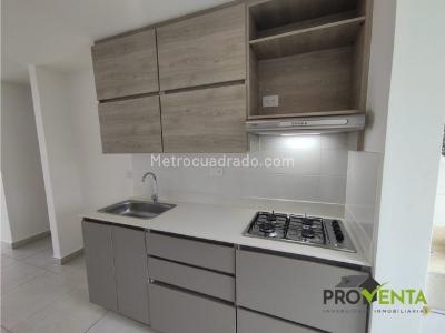 Apartamento de 3 alcobas en venta en Las Lomitas, Sabaneta, 86 m² · foto 2 de 19