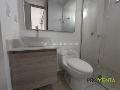 Apartamento de 3 alcobas en venta en Las Lomitas, Sabaneta, 86 m² · foto 13 de 19