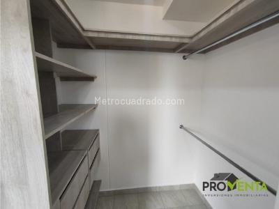 Apartamento de 3 alcobas en venta en Las Lomitas, Sabaneta, 86 m² · foto 17 de 19