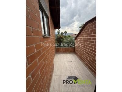 Casa de 3 alcobas en venta en Loma La Sebastiana, Envigado, 212 m² · foto 18 de 20