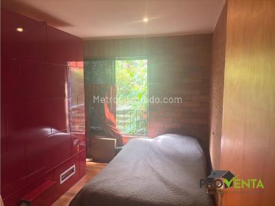 Casa de 4 alcobas en venta en Loma De Las Brujas, Envigado, 200 m² · foto 9 de 12