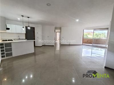 Apartamento de 3 alcobas en venta en Las Lomitas, Sabaneta, 121 m² · foto 3 de 20