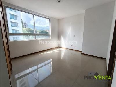 Apartamento de 3 alcobas en venta en Las Lomitas, Sabaneta, 121 m² · foto 10 de 20