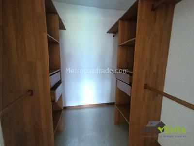 Apartamento de 3 alcobas en venta en Las Lomitas, Sabaneta, 112 m² · foto 19 de 20