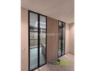 Casa de 3 alcobas en venta en El Porvenir, Rionegro, 245 m² · foto 13 de 17