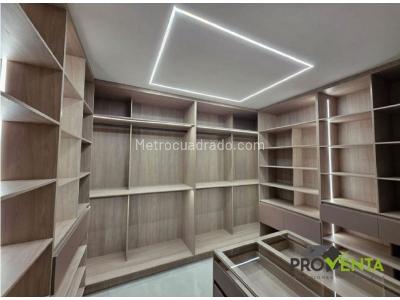 Casa de 3 alcobas en venta en El Porvenir, Rionegro, 245 m² · foto 14 de 17
