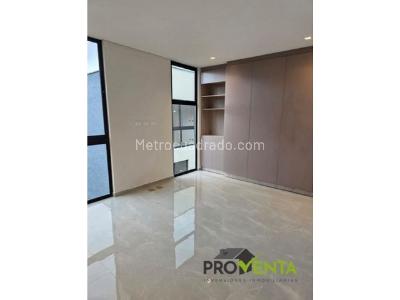 Casa de 3 alcobas en venta en El Porvenir, Rionegro, 245 m² · foto 15 de 17