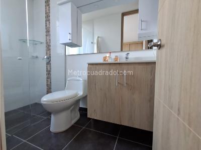 Apartamento de 5 alcobas en venta en Loma Del Esmeraldal, Envigado, 113 m² · foto 12 de 19