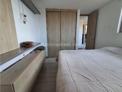 Apartamento de 5 alcobas en venta en Loma Del Esmeraldal, Envigado, 113 m² · foto 14 de 19