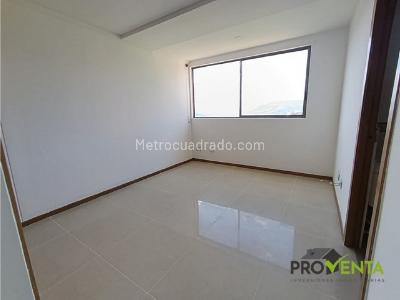 Apartamento de 3 alcobas en venta en Las Lomitas, Sabaneta, 109 m² · foto 8 de 16