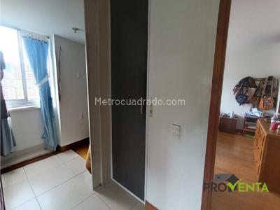 Apartamento en venta en Loma Del Esmeraldal, Envigado · foto 12 de 17