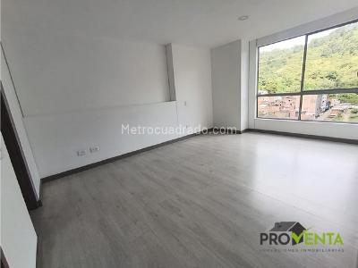 Apartamento de 3 alcobas en venta en San Jose, Sabaneta, 97 m² · foto 15 de 19