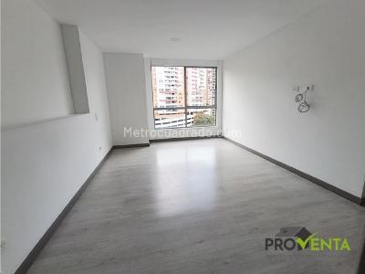 Apartamento de 3 alcobas en venta en San Jose, Sabaneta, 97 m² · foto 16 de 19