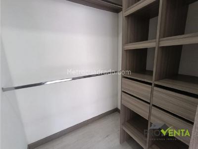 Apartamento de 3 alcobas en venta en San Jose, Sabaneta, 97 m² · foto 17 de 19