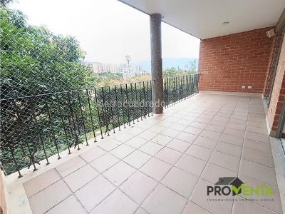 Casa de 5 alcobas en venta en Loma La Sebastiana, Envigado, 380 m² · foto 4 de 20