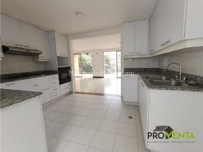 Casa de 5 alcobas en venta en Loma La Sebastiana, Envigado, 380 m² · foto 6 de 20