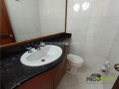 Casa de 5 alcobas en venta en Loma La Sebastiana, Envigado, 380 m² · foto 9 de 20