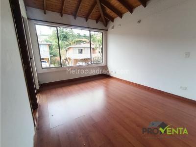 Casa de 5 alcobas en venta en Loma La Sebastiana, Envigado, 380 m² · foto 10 de 20