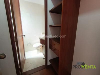 Casa de 5 alcobas en venta en Loma La Sebastiana, Envigado, 380 m² · foto 12 de 20
