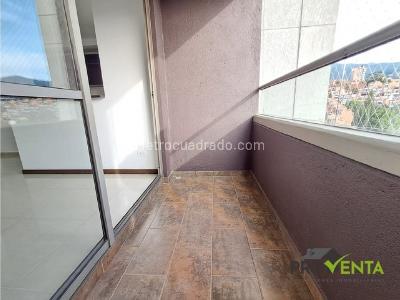 Apartamento de 2 alcobas en venta en La Abadia, Envigado, 72 m² · foto 2 de 16