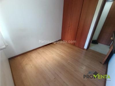 Apartamento en venta en Loma Del Esmeraldal, Envigado · foto 8 de 14