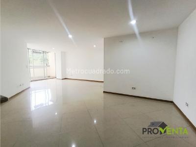 Apartamento de 2 alcobas en venta en Las Lomitas, Sabaneta, 102 m² · foto 3 de 14