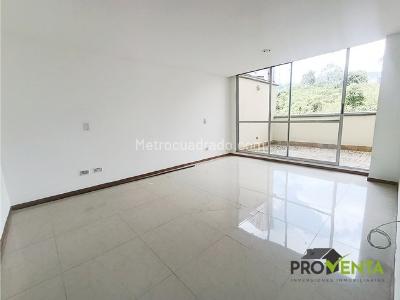 Apartamento de 2 alcobas en venta en Las Lomitas, Sabaneta, 102 m² · foto 11 de 14