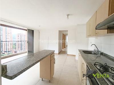 Apartamento de 3 alcobas en venta en San Remo, Sabaneta, 68 m² · foto 5 de 17