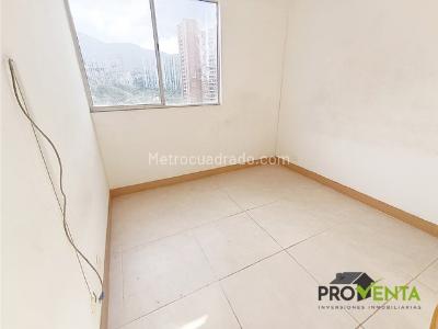 Apartamento de 3 alcobas en venta en San Remo, Sabaneta, 68 m² · foto 8 de 17