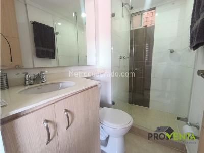 Apartamento de 2 alcobas en venta en San Remo, Sabaneta, 58 m² · foto 8 de 14