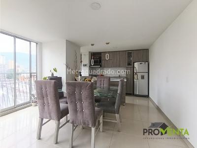 Apartamento de 3 alcobas en venta en Restrepo Naranjo, Sabaneta, 70 m² · foto 3 de 16