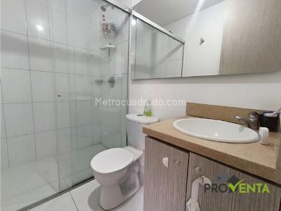 Apartamento de 3 alcobas en venta en Restrepo Naranjo, Sabaneta, 70 m² · foto 11 de 16