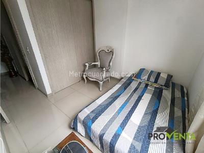 Apartamento de 3 alcobas en venta en Restrepo Naranjo, Sabaneta, 70 m² · foto 14 de 16