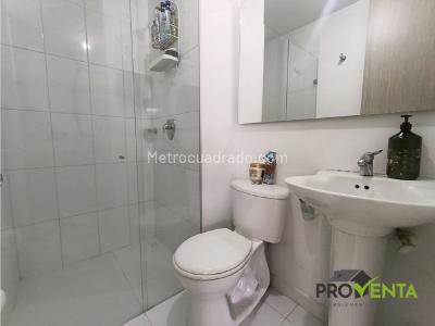 Apartamento de 3 alcobas en venta en Restrepo Naranjo, Sabaneta, 70 m² · foto 16 de 16