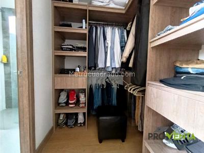 Apartaestudio en venta en El Trianon, Envigado, 60 m² · foto 11 de 15