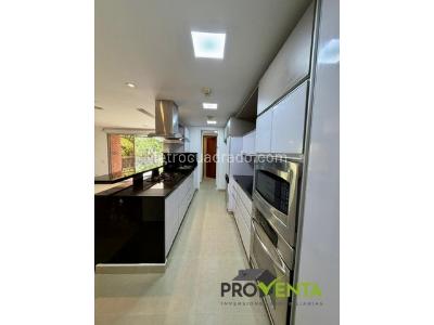 Casa de 3 alcobas en venta en Tv Intermedia, Envigado, 203 m² · foto 6 de 18
