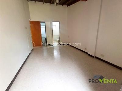 Casa de 4 alcobas en arriendo en Loma De Las Brujas, Envigado, 187 m² · foto 16 de 19