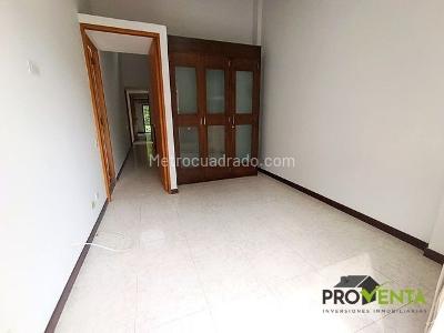 Casa de 4 alcobas en venta en Las Brujas, Envigado, 187 m² · foto 13 de 20