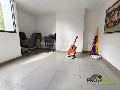 Apartamento de 2 alcobas en venta en El Trianon, Envigado, 78 m² · foto 11 de 20