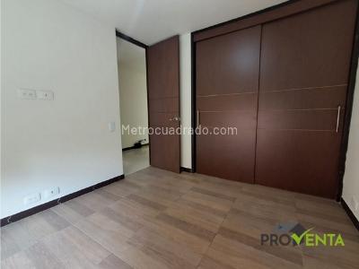 Apartamento en venta en Castropol, Medellín · foto 11 de 16
