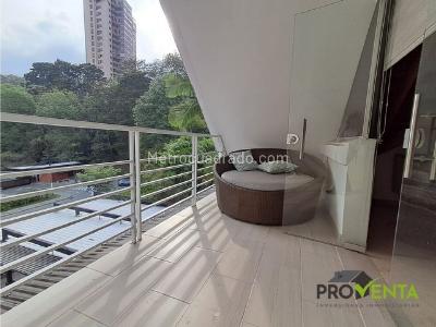 Casa de 5 alcobas en venta en El Tesoro, Medellín, 370 m² · foto 10 de 17