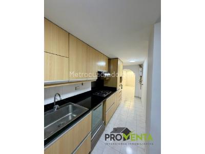 Casa de 4 alcobas en venta en Loma La Sebastiana, Envigado, 204 m² · foto 4 de 18