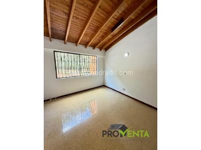 Casa de 4 alcobas en venta en Loma La Sebastiana, Envigado, 204 m² · foto 12 de 18