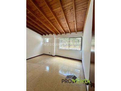 Casa de 4 alcobas en venta en Loma La Sebastiana, Envigado, 204 m² · foto 13 de 18