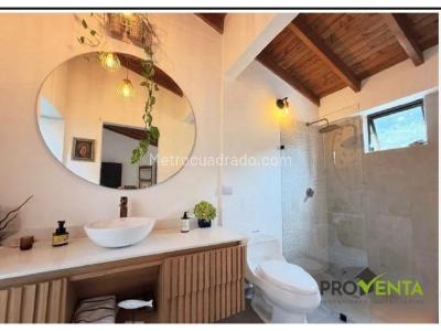 Casa de 3 alcobas en venta en Loma La Sebastiana, Envigado, 260 m² · foto 7 de 9
