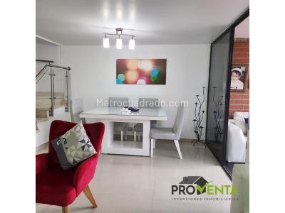 Casa de 5 alcobas en venta en Loma De Las Brujas, Envigado, 410 m² · foto 2 de 16