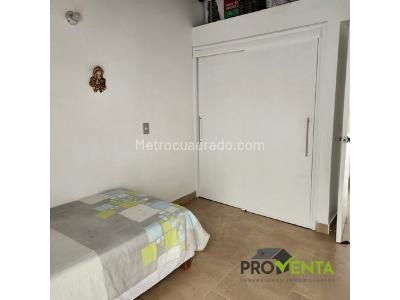 Casa de 5 alcobas en venta en Loma De Las Brujas, Envigado, 410 m² · foto 10 de 16