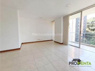 Apartamento de 3 alcobas en venta en Cumbres, Envigado, 92 m² · foto 2 de 20