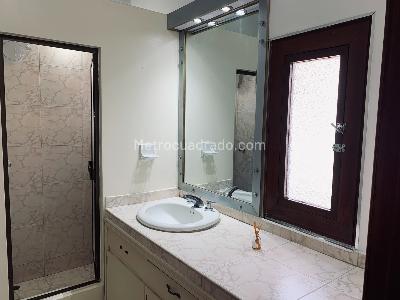Casa de 5 alcobas en venta en Malibu, Bogotá, 264 m² · foto 19 de 20